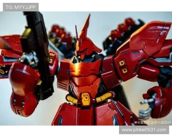 金属之舞：城市广场的足球韵律