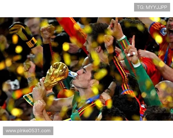 聚焦六月二十二日世界杯赛场激情与悬念交织的巅峰对决夜全球迷狂欢 聚焦六月二十二日世界杯赛场激情与悬念交织的巅峰对决夜全球迷狂欢